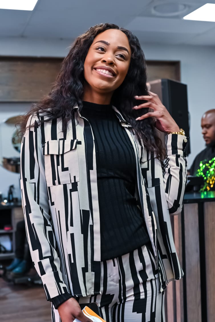 B9523153-44E3-410C-92AE-76BE8CEF314E